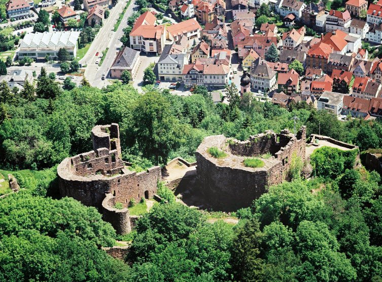 Burgruine Hohenschramberg, Schramberg, Germany